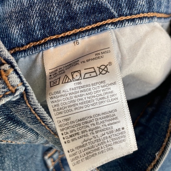 Mid-rise boyfriend jeans 👖 - Picture 4 of 4